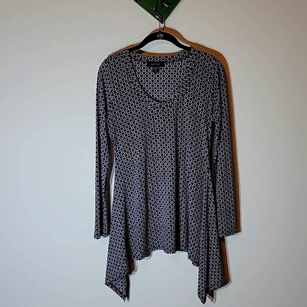 KAREN KANE ASYMETRICAL LADIESTOP SIZE MEDIUM PLUM BLACK WHITE